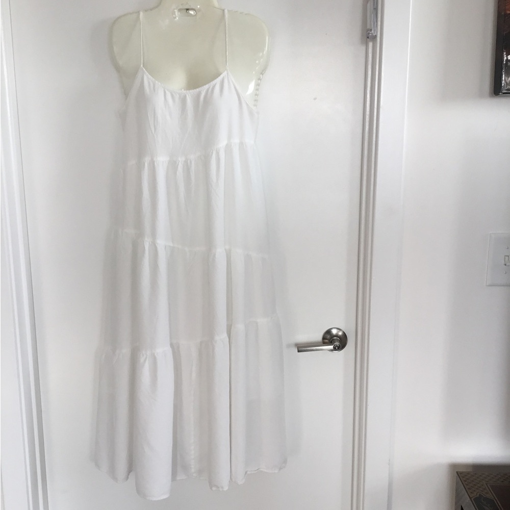 Escapada White Tiered Midi Sundress